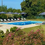 Le Petit Bleu D'hôtes 4*