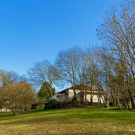 Bed & Breakfast Le Petit Bleu D'hotes 4*