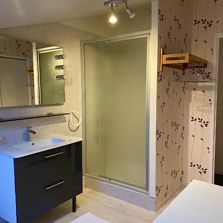 Le Petit Bleu D'hotes Bed and Breakfast Bourg-de-Visa