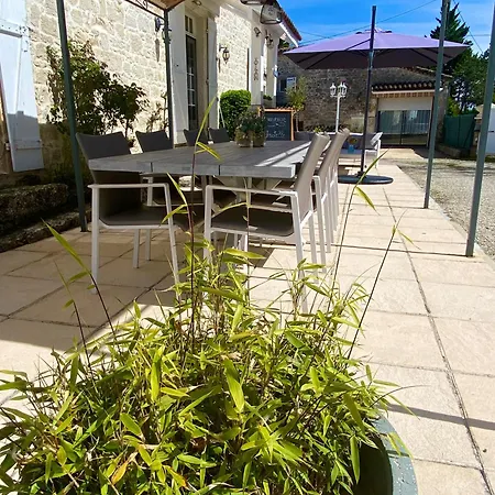 Bed and Breakfast Le Petit Bleu D'hotes Bourg-de-Visa