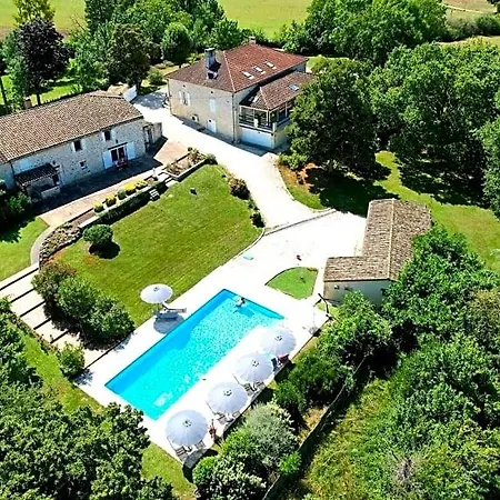 Le Petit Bleu D'hotes Bed and Breakfast Bourg-de-Visa