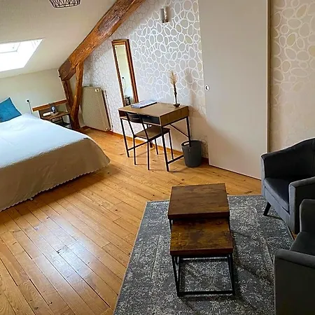 Bed and Breakfast Le Petit Bleu D'hotes