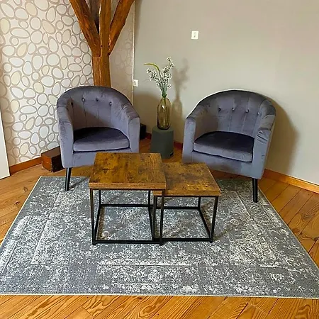 Le Petit Bleu D'hotes Bed and Breakfast 4*