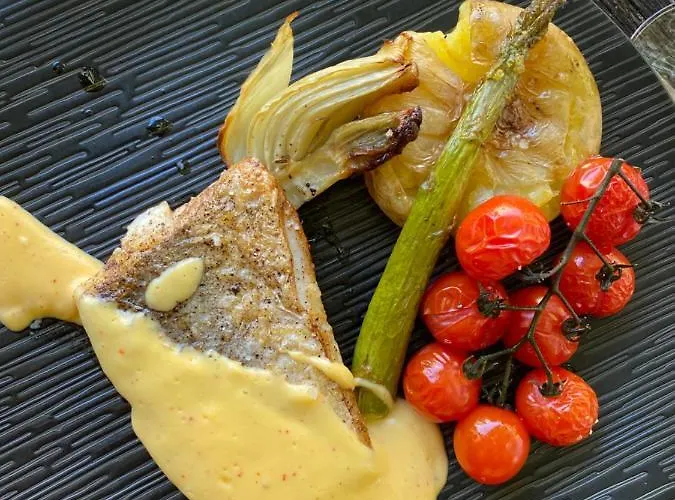 Le Petit Bleu D'hotes ベッド・アンド・ブレックファスト Bourg-de-Visa